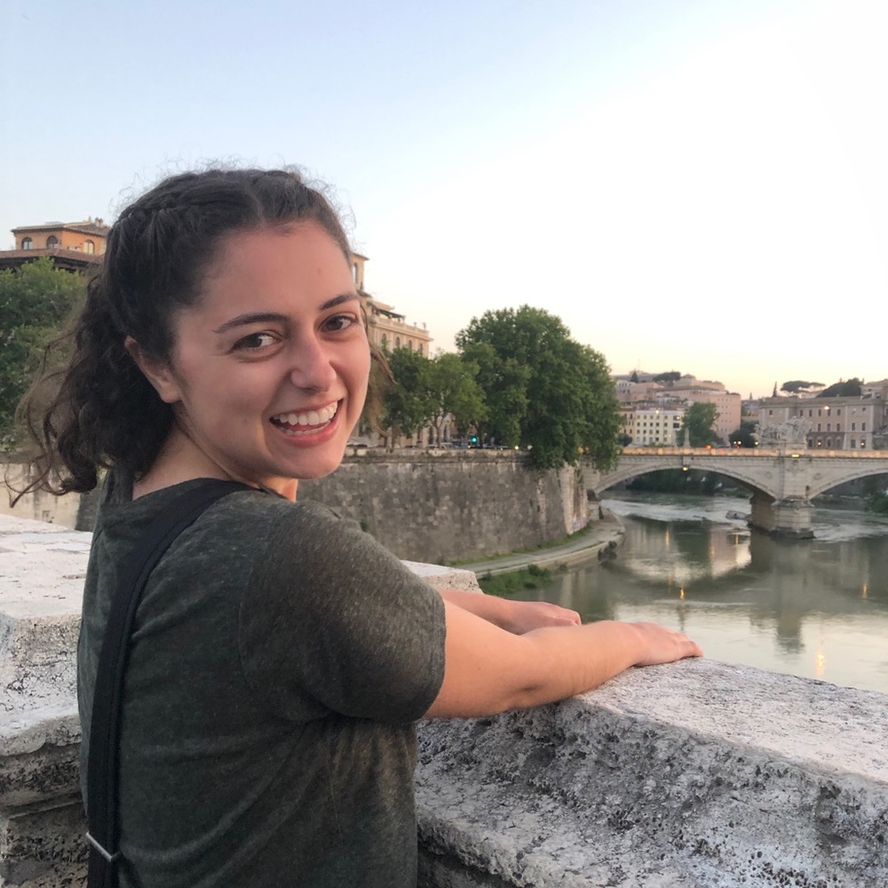 Meet your Posher, Jennifer